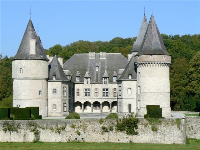 châteaux condruziens château de fontaine