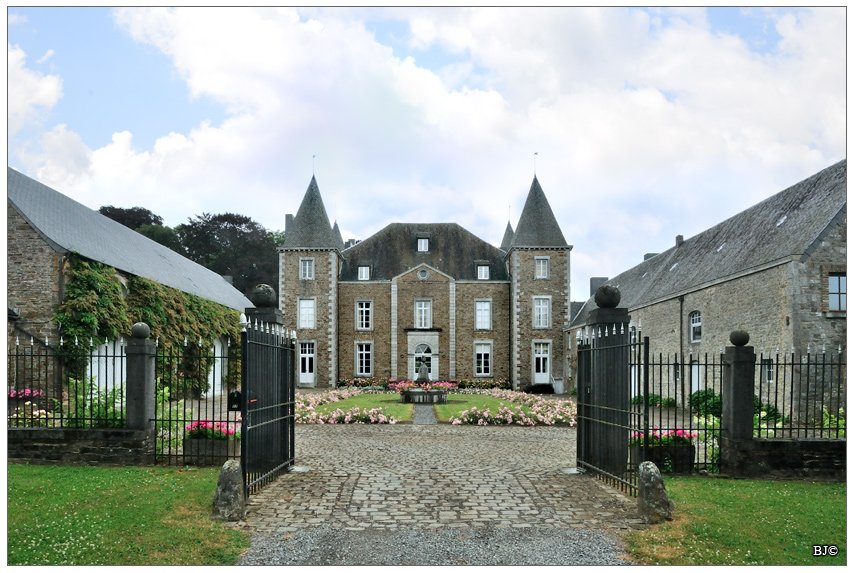 châteaux condruziens château de skeuvre