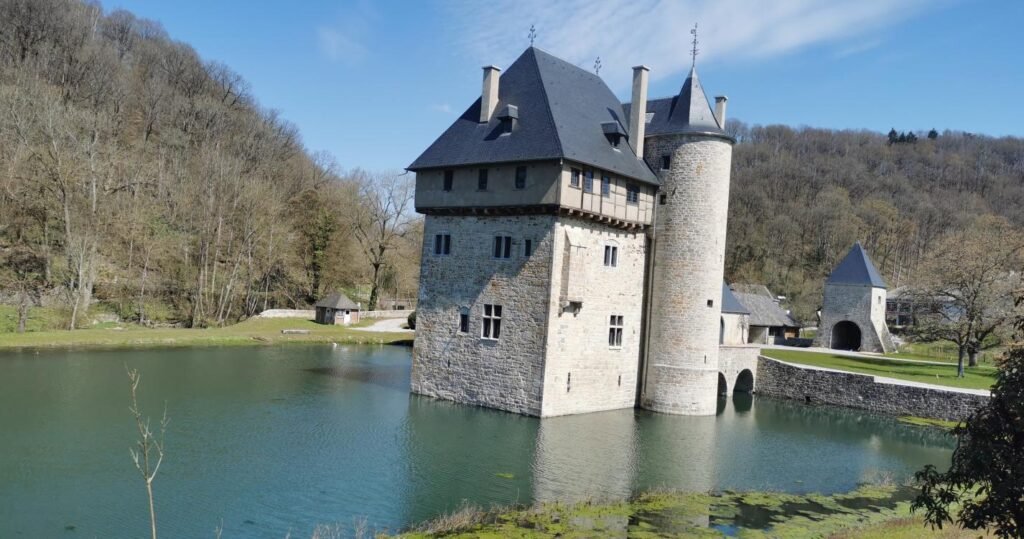 châteaux condruziens donjon de crupet